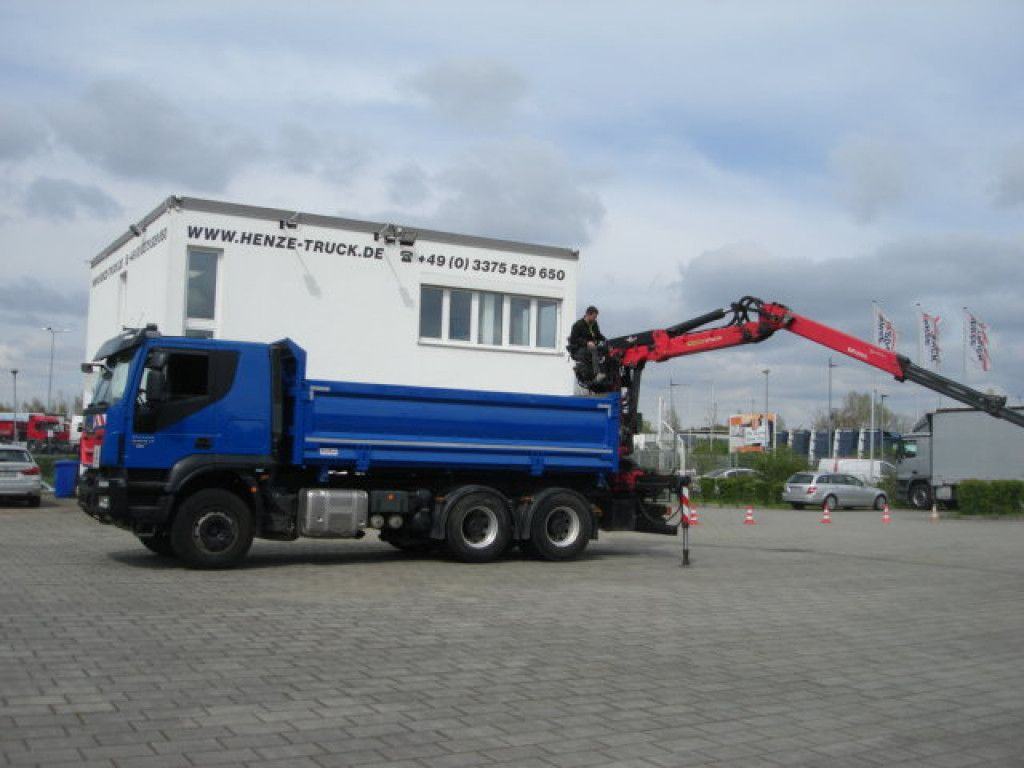 Iveco TRACKER 260T50 6x4 3-Achs Kipper Heckkran Espilo - Camion benne, Camion grue: photos 3 Iveco TRACKER 260T50 6x4 3-Achs Kipper Heckkran Espilo - Camion benne, Camion grue: photos 3