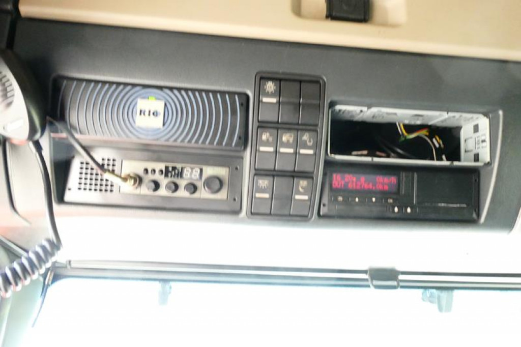 MAN TG-X 24.500 6x2-4 LL-U Pritsche Maschinentransporter - Camion plateau: photos 5 MAN TG-X 24.500 6x2-4 LL-U Pritsche Maschinentransporter - Camion plateau: photos 5