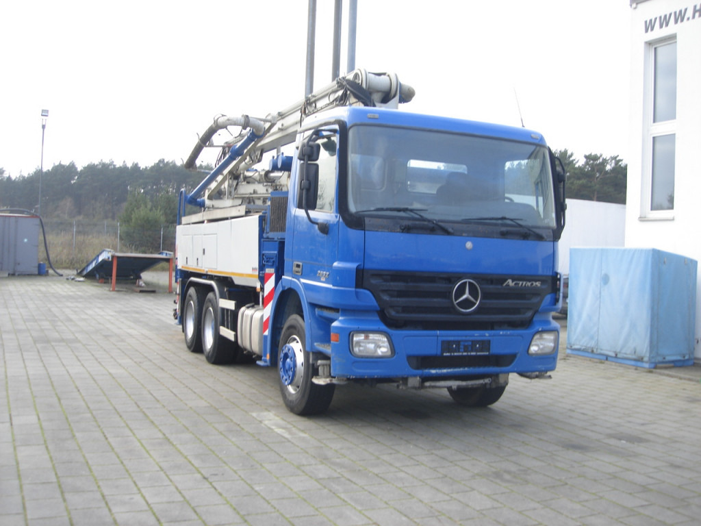 MERCEDES-BENZ Mercedes-Benz Actros Betonpumpe 2632 6x4 Schwing 24m - Camion pompe: photos 2 MERCEDES-BENZ Mercedes-Benz Actros Betonpumpe 2632 6x4 Schwing 24m - Camion pompe: photos 2