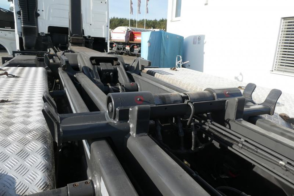 Camion ampliroll VOLVO (S) Truck FH 460 Abrollkipper Meiller 20.70, Funk: photos 15