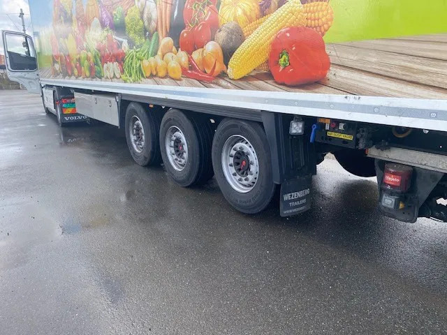 Krone koelvries met carrier vector en onderschuifklep accident trailer - Semi-remorque frigorifique: photos 3 Krone koelvries met carrier vector en onderschuifklep accident trailer - Semi-remorque frigorifique: photos 3