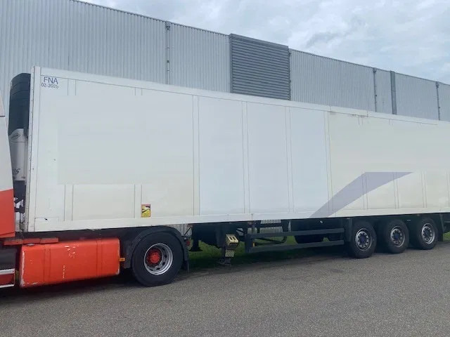 Schmitz Cargobull sko koelvries met carrier vector motor, saf assen disc brakes, 2 x lift , tuv gultig - Semi-remorque frigorifique: photos 1 Schmitz Cargobull sko koelvries met carrier vector motor, saf assen disc brakes, 2 x lift , tuv gultig - Semi-remorque frigorifique: photos 1