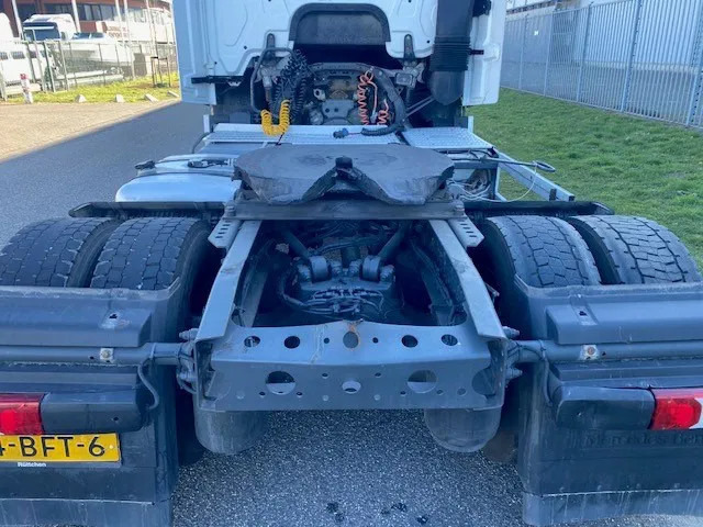 Mercedes-Benz Actros 1840 stream space cabine met spoilers fenders en zonneklep, apk gekeurd. - Tracteur routier: photos 5 Mercedes-Benz Actros 1840 stream space cabine met spoilers fenders en zonneklep, apk gekeurd. - Tracteur routier: photos 5