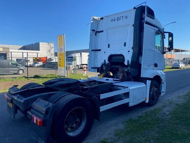 Mercedes-Benz Actros 1840 stream space cabine met spoilers fenders en zonneklep, apk gekeurd. - Tracteur routier: photos 4 Mercedes-Benz Actros 1840 stream space cabine met spoilers fenders en zonneklep, apk gekeurd. - Tracteur routier: photos 4
