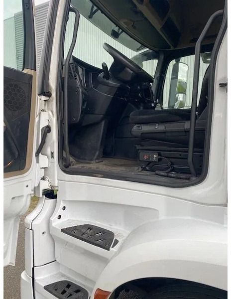 Mercedes-Benz Actros 1840 stream space cabine met spoilers zonneklep, apk gekeurd - Tracteur routier: photos 5 Mercedes-Benz Actros 1840 stream space cabine met spoilers zonneklep, apk gekeurd - Tracteur routier: photos 5