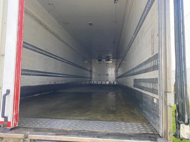 Van Eck koelvries 3 asser stuuras,met carrier vector koelmotor, apk gekeurd - Semi-remorque frigorifique: photos 4 Van Eck koelvries 3 asser stuuras,met carrier vector koelmotor, apk gekeurd - Semi-remorque frigorifique: photos 4