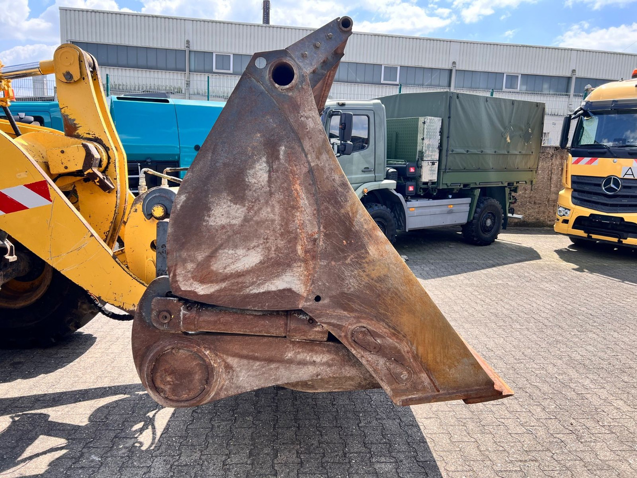 Komatsu WA 380-7 A Hochkippschaufel 4,5m³ Schnellwechsle - Chargeuse sur pneus: photos 4 Komatsu WA 380-7 A Hochkippschaufel 4,5m³ Schnellwechsle - Chargeuse sur pneus: photos 4