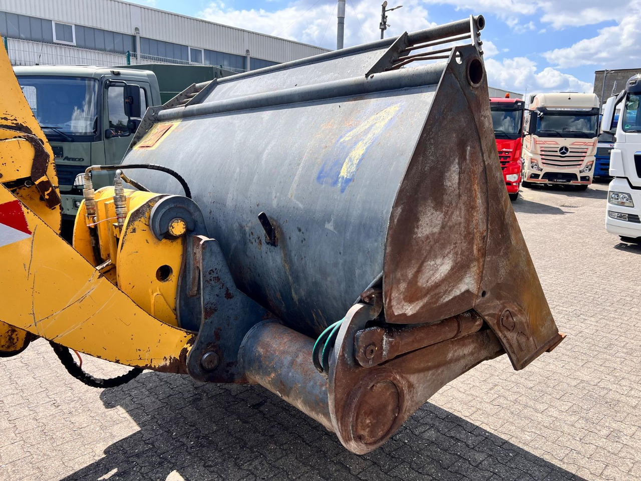 Komatsu WA 380-7 A Hochkippschaufel 4,5m³ Schnellwechsle - Chargeuse sur pneus: photos 3 Komatsu WA 380-7 A Hochkippschaufel 4,5m³ Schnellwechsle - Chargeuse sur pneus: photos 3