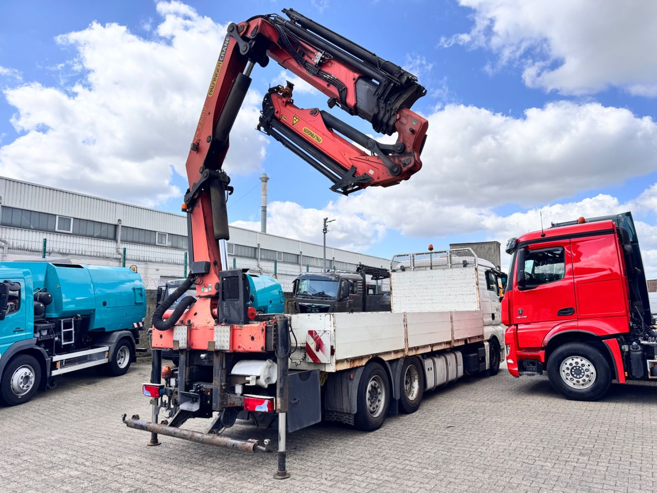 MAN 26.480 TGX 6x2 Palfinger 23002 Fly-Jib ca 21 m - Camion grue: photos 3 MAN 26.480 TGX 6x2 Palfinger 23002 Fly-Jib ca 21 m - Camion grue: photos 3