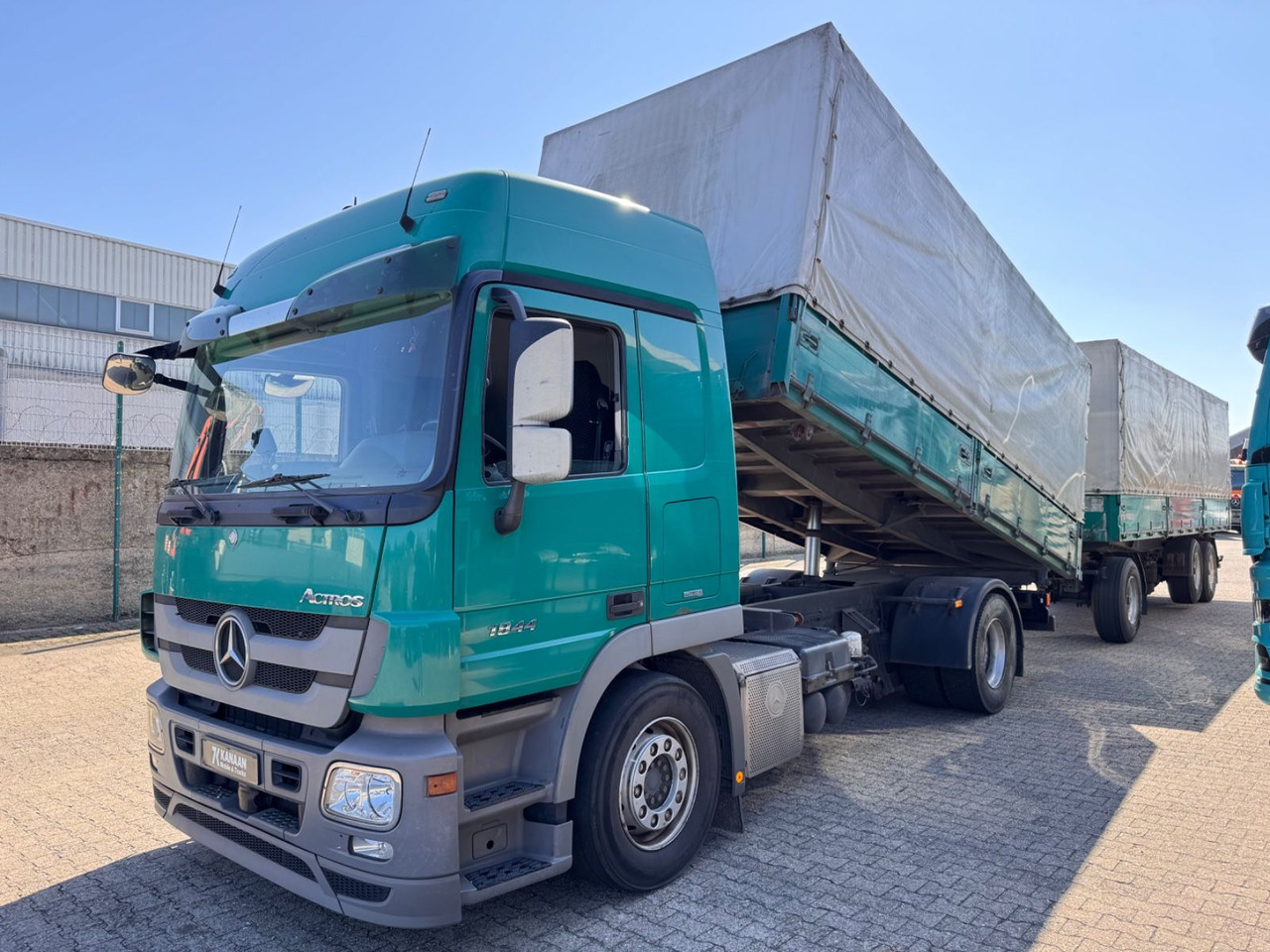 Mercedes-Benz 1844 Actros MP3 3-SeitenKipper Getreide Pritsche - Camion benne: photos 3 Mercedes-Benz 1844 Actros MP3 3-SeitenKipper Getreide Pritsche - Camion benne: photos 3