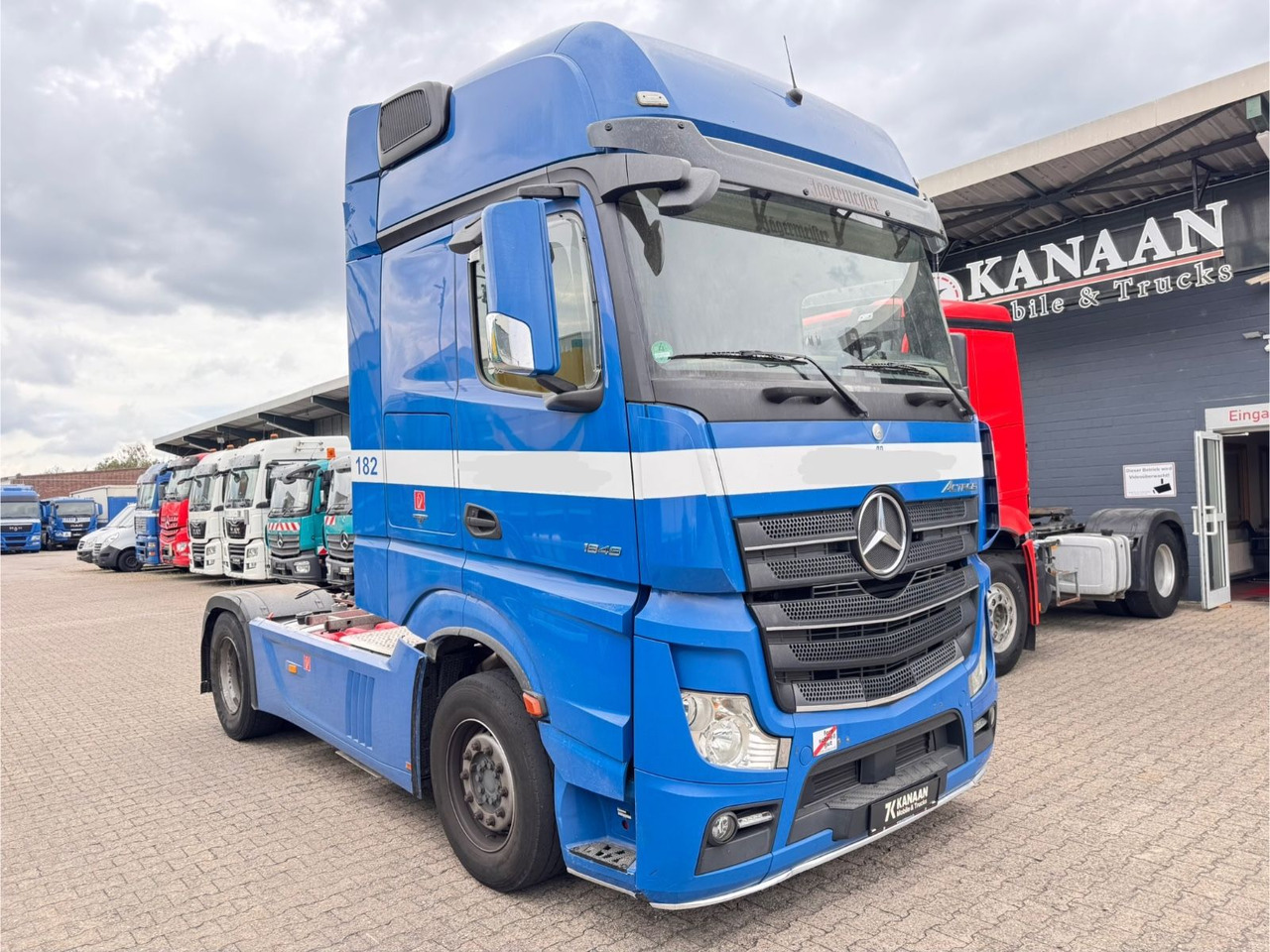 Mercedes-Benz 1848 LL Actros GIGA Hydra Walkingfloor/ Kipper - Tracteur routier: photos 1 Mercedes-Benz 1848 LL Actros GIGA Hydra Walkingfloor/ Kipper - Tracteur routier: photos 1