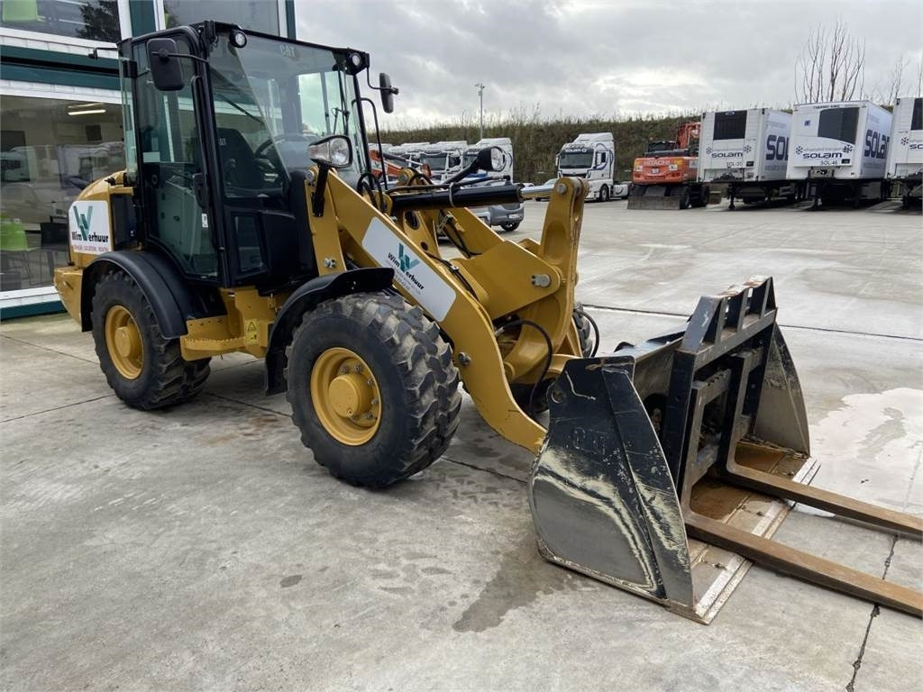 CAT 906M (7164) - Valet de ferme: photos 3 CAT 906M (7164) - Valet de ferme: photos 3