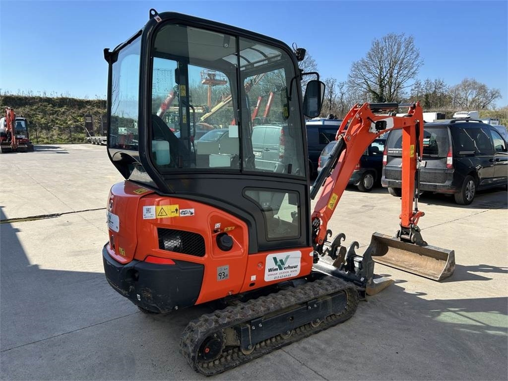 Kubota KX019-4 HI (9417) - Mini pelle: photos 2 Kubota KX019-4 HI (9417) - Mini pelle: photos 2