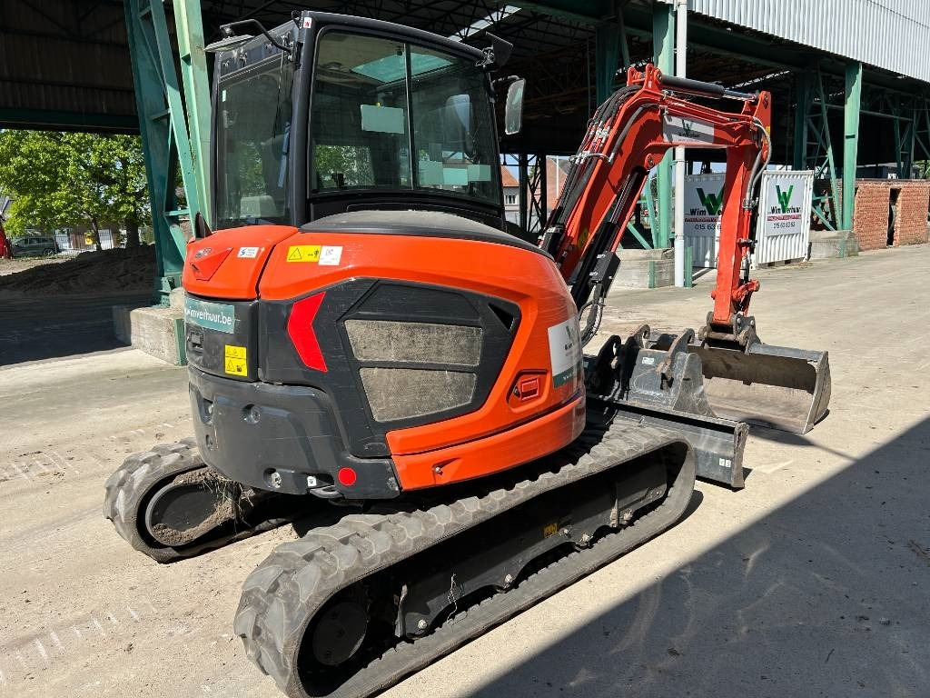 Kubota U 50 - Mini pelle: photos 4 Kubota U 50 - Mini pelle: photos 4