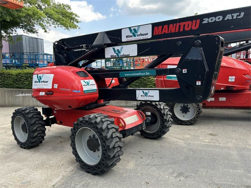 Manitou 200 ATJ RC ST5 (5612) - Nacelle articulée: photos 2 Manitou 200 ATJ RC ST5 (5612) - Nacelle articulée: photos 2
