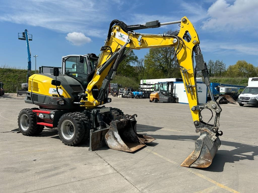 Wacker Neuson EW 100 - Pelle sur pneus: photos 4 Wacker Neuson EW 100 - Pelle sur pneus: photos 4
