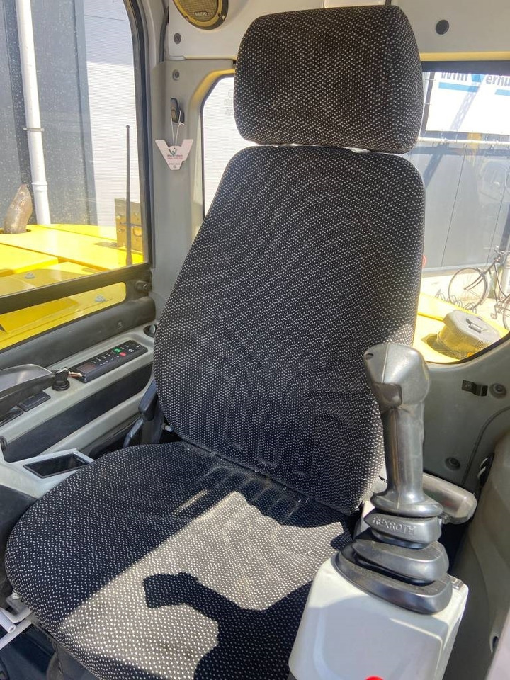 Wacker Neuson EW 100 - Pelle sur pneus: photos 5 Wacker Neuson EW 100 - Pelle sur pneus: photos 5