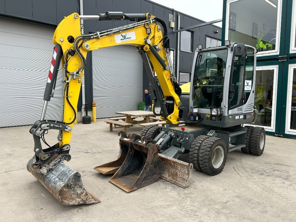 Wacker Neuson EW 65 - Pelle sur pneus: photos 2 Wacker Neuson EW 65 - Pelle sur pneus: photos 2