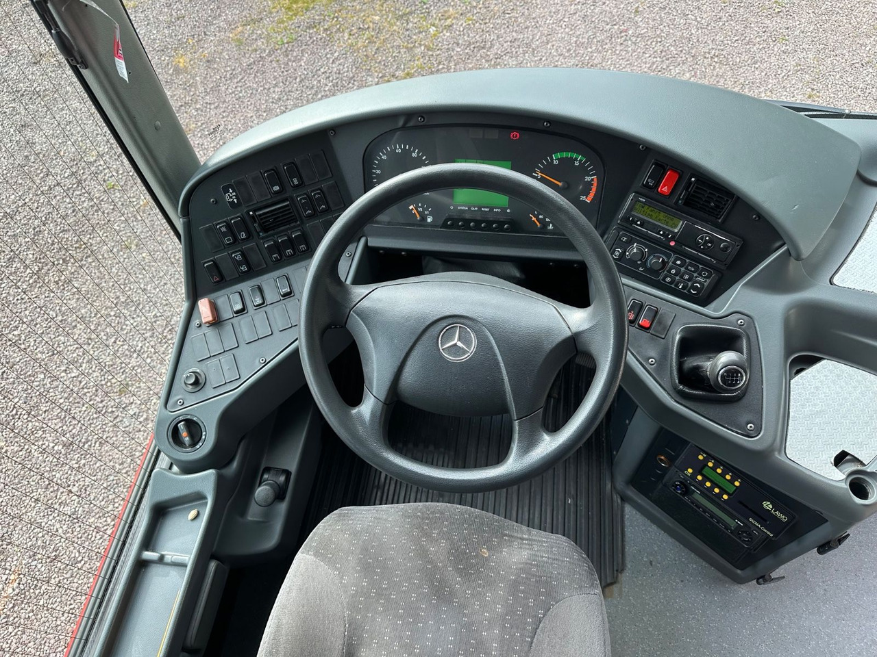 Bus interurbain Mercedes-Benz O550 Integro (56 Sitze*Klima*Schalt): photos 15