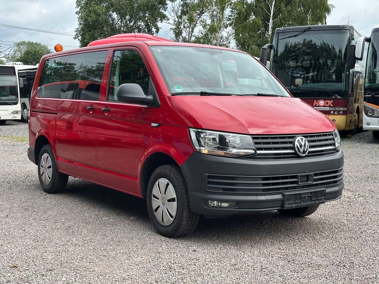 Volkswagen T6 Kombi (PDC Hi*ACC*StandHz*9 Sitzer*AC) - Transport de personnes: photos 2 Volkswagen T6 Kombi (PDC Hi*ACC*StandHz*9 Sitzer*AC) - Transport de personnes: photos 2