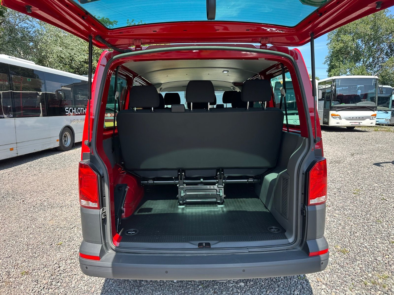 Volkswagen T6 Kombi (PDC Hi*ACC*StandHz*9 Sitzer*AC) - Transport de personnes: photos 3 Volkswagen T6 Kombi (PDC Hi*ACC*StandHz*9 Sitzer*AC) - Transport de personnes: photos 3
