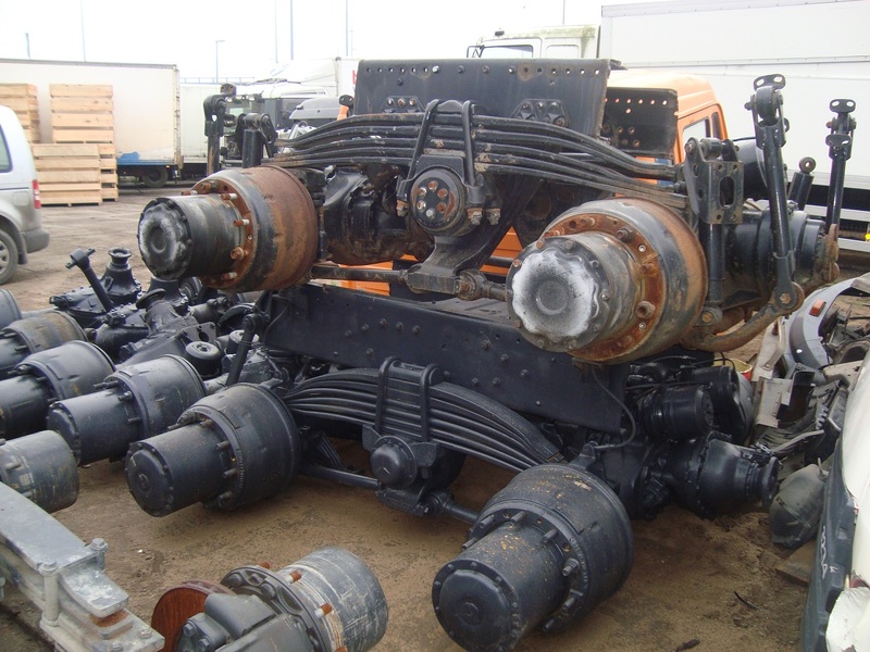 MAN F90 F2000 TGA TGS 6X4 8X4 8X8 8X6 - Essieu et pièces: photos 2 MAN F90 F2000 TGA TGS 6X4 8X4 8X8 8X6 - Essieu et pièces: photos 2